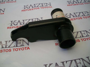 SOPORTE DERECHO BARRA DE TORSION HILUX 2.8 4X2 1994-2000