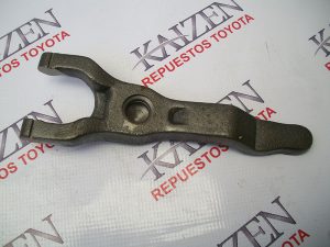 HORQUILLA DE EMBRAGUE HILUX/SW4 2005-2015