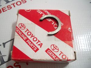 SEGURO RULEMAN POSTIZO 5TA HILUX/SW4 1992-2015 ORIGINAL