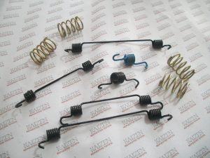 KIT RESORTES PATIN DE FRENO ETIOS 2 RUEDAS